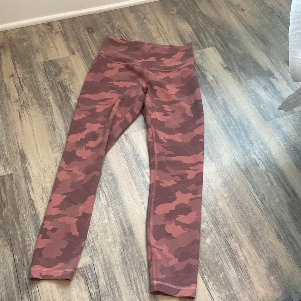 Lululemon leggings